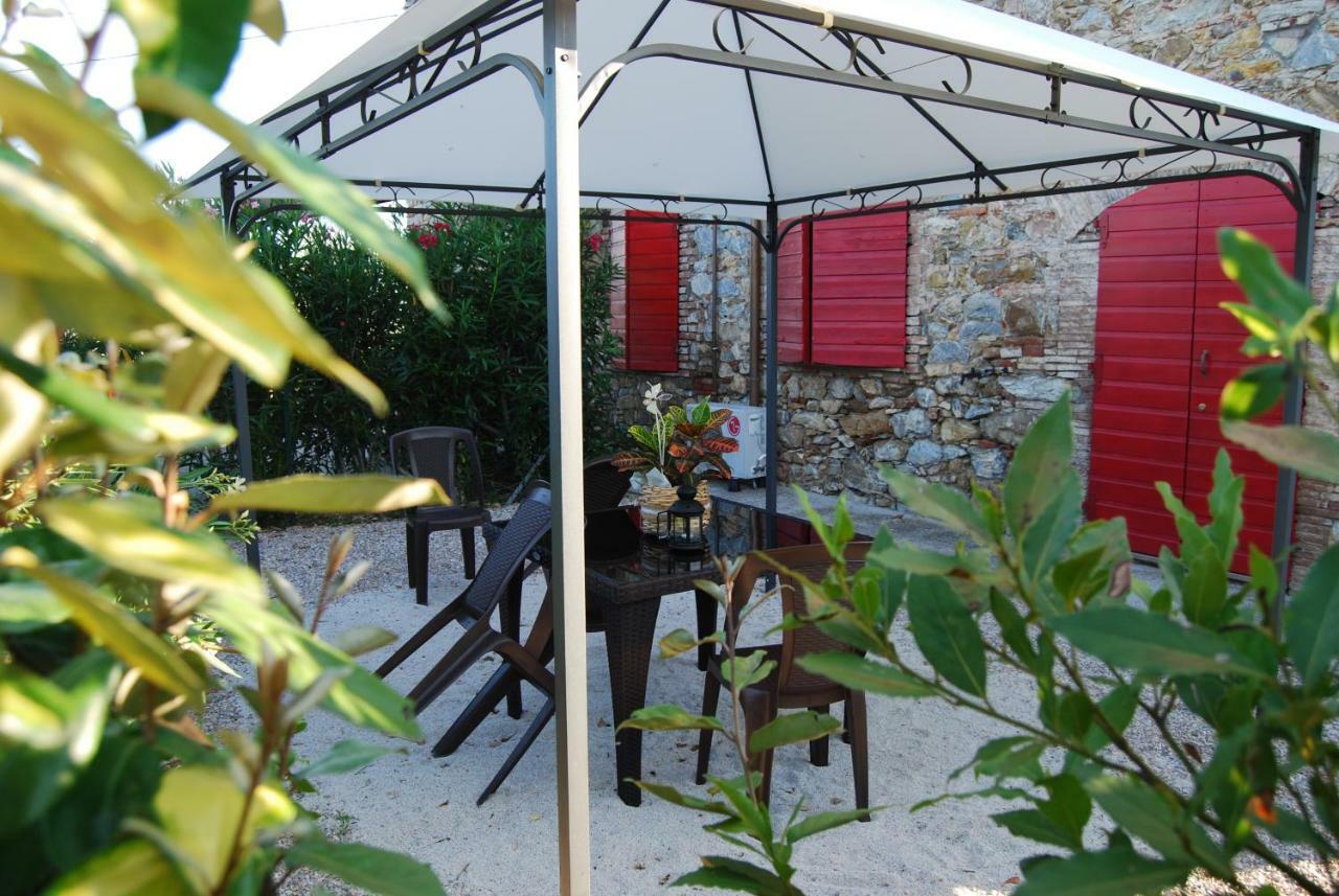 Villa Sara Suvereto Bagian luar foto